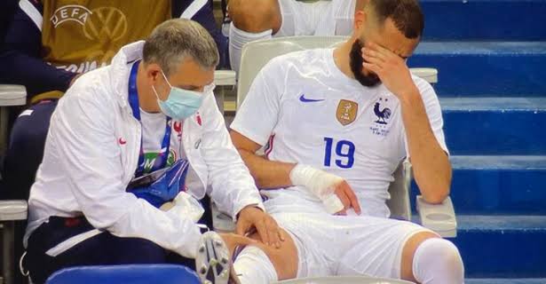 ‘Karim Benzema suppose play World Cup, him injury no bad like that’- Benzema agent