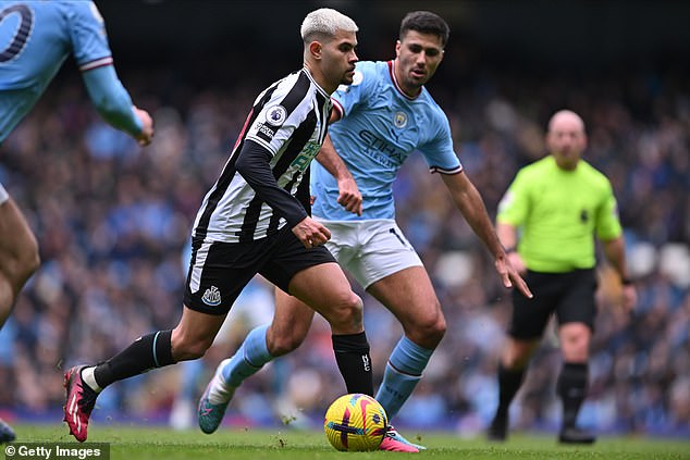 Manchester City dey make other clubs look like small pikin - Guimaraes