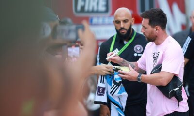 One Messi fan don lose him cleaner job after collecting Messi autograph
